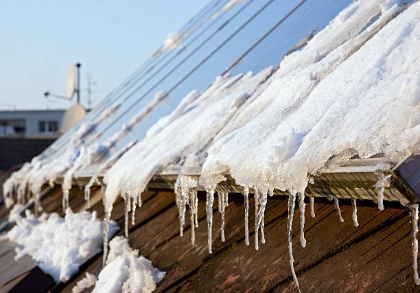 Image of a freeze-thawed roof in Calgary, Alberta.